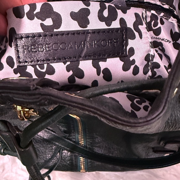 Rebecca Minkoff Elegant Green Leather Bucket Bag medium - Picture 9 of 9